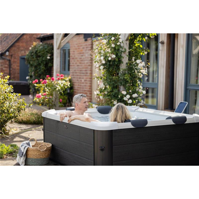 СПА-бассейн MSPA FRAME Oslo Square Bubble Spa 160х160х65см, 850л, квадратный, гидромассаж, аэромассаж (F-OS063W) СПА-бассейн MSPA FRAME Oslo Square Bubble Spa 160х160х65см, 850л, квадратный, гидромассаж, аэромассаж (F-OS063W)