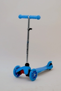 Самокат детский, свет. колеса, 2-5 лет синий (SA1705)