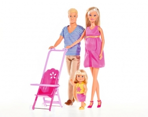 Семья куклы Штеффи 29 см., муж Кевин 30 см. и дочка Еви 12 см. (Simba, 5733200029)